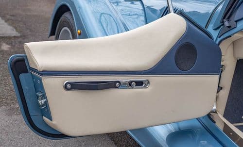 Photograph of vehicle for sale