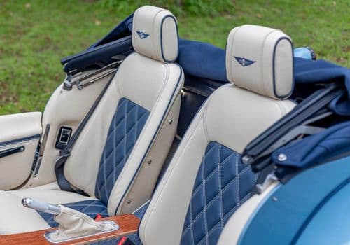 Photograph of vehicle for sale